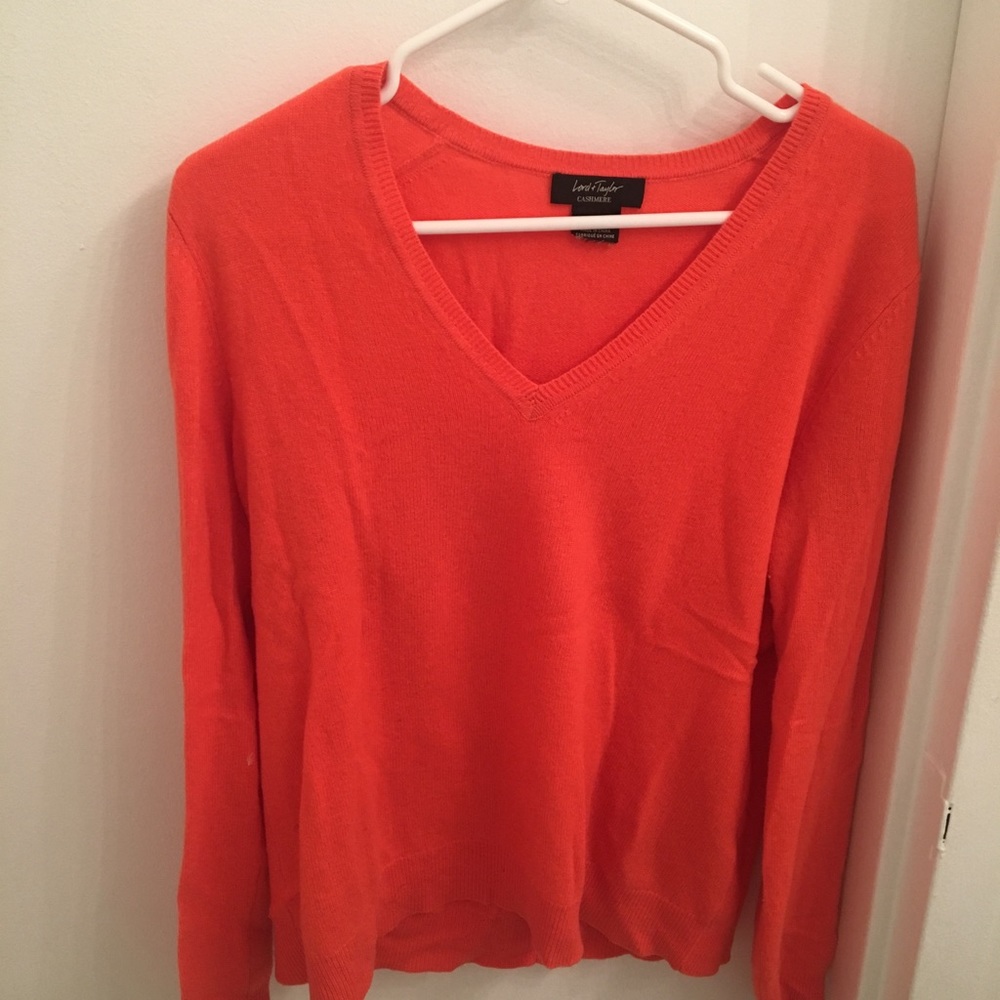 CASHMERE Lord & Taylor sweater